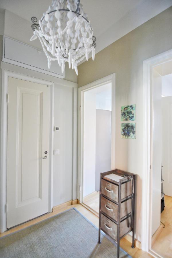 Self check-in: Kallio City apartment 50m2 Helsinki Exterior foto