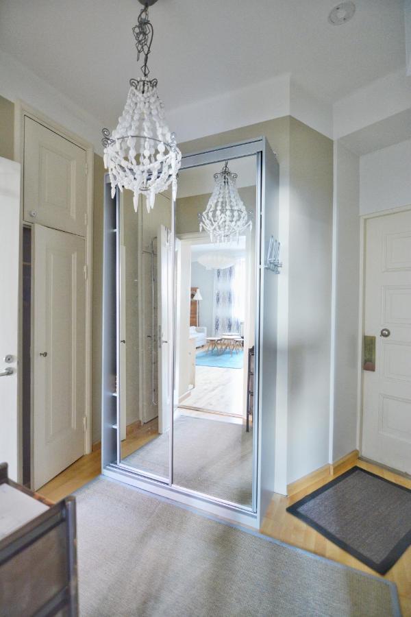 Self check-in: Kallio City apartment 50m2 Helsinki Exterior foto
